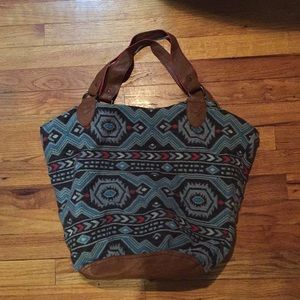 AEO Shoulder Bag